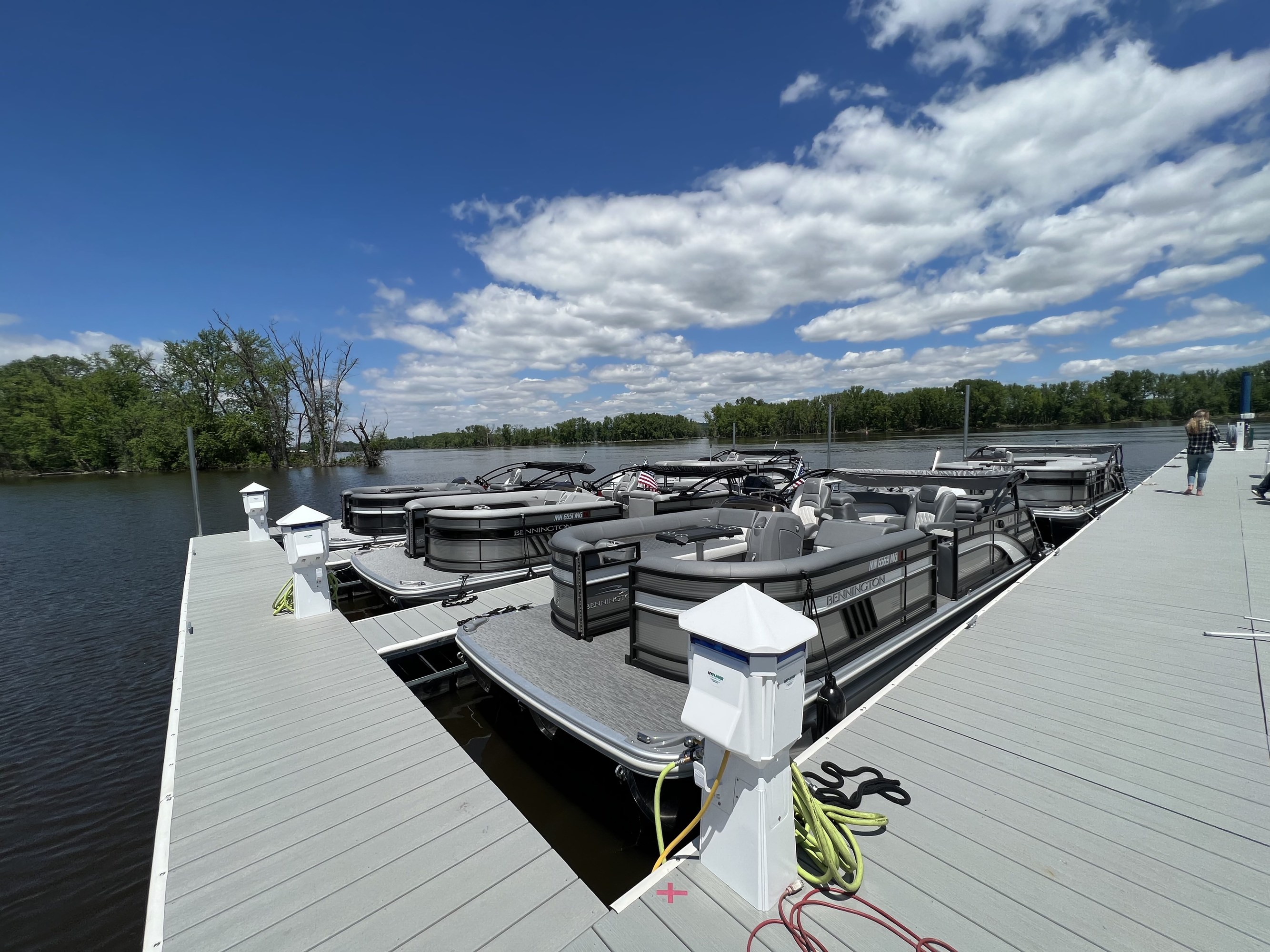 Rentals River Valley Marine Wayzata Minnesota